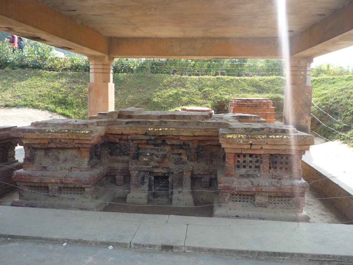 Dhamekh Stupa - Buddha's stay and preaching16